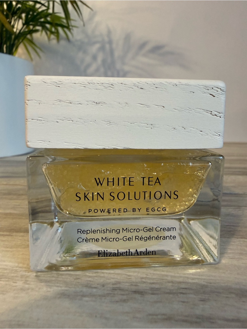 Elizabeth Arden White Tea Skin Solutions Replenishing Micro-Gel Cream 50 ml - Picture 2 of 11